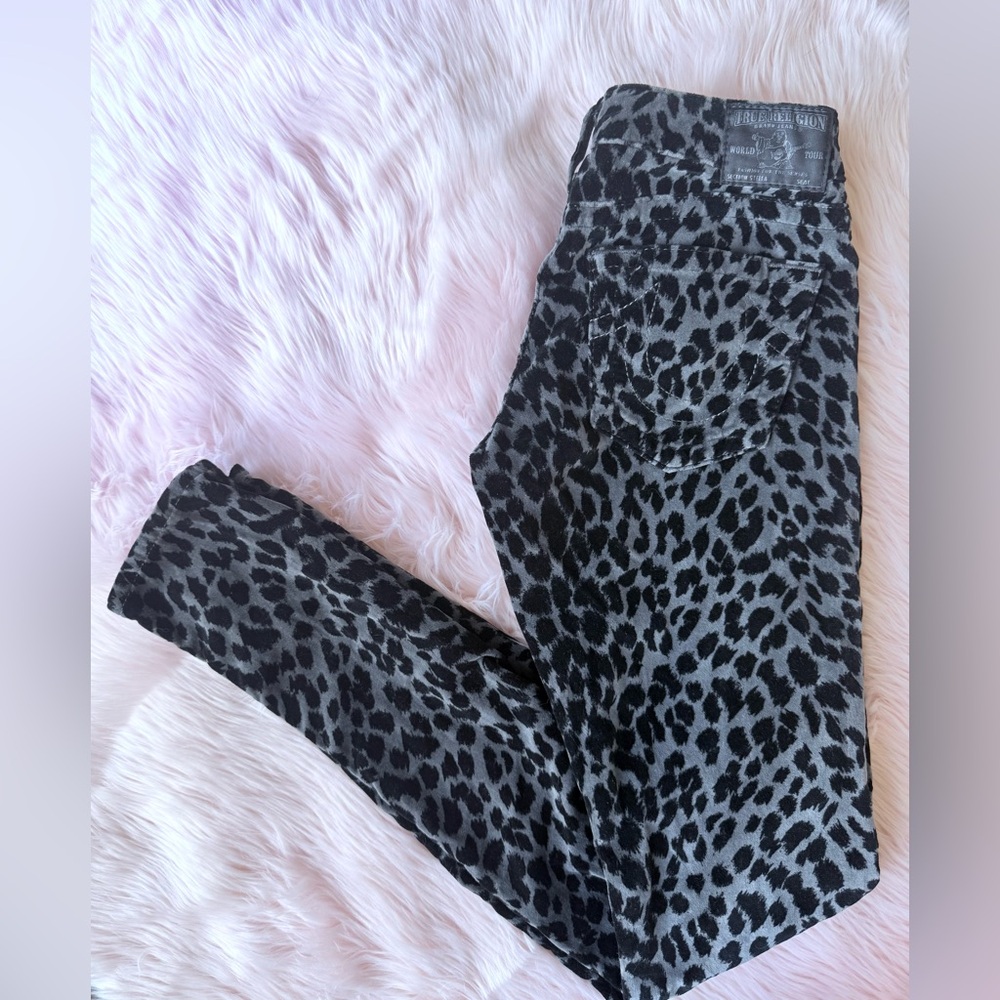True Religion Y2K Black and Gray Leopard Velvet Jeans - Picture 2 of 6